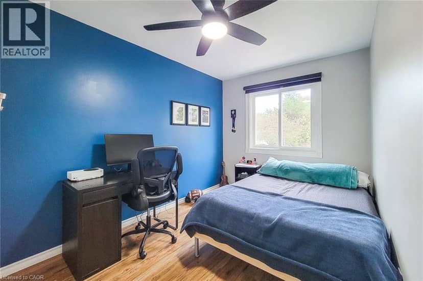 26 MOSS Boulevard Unit# 1 — photo 31 of 40