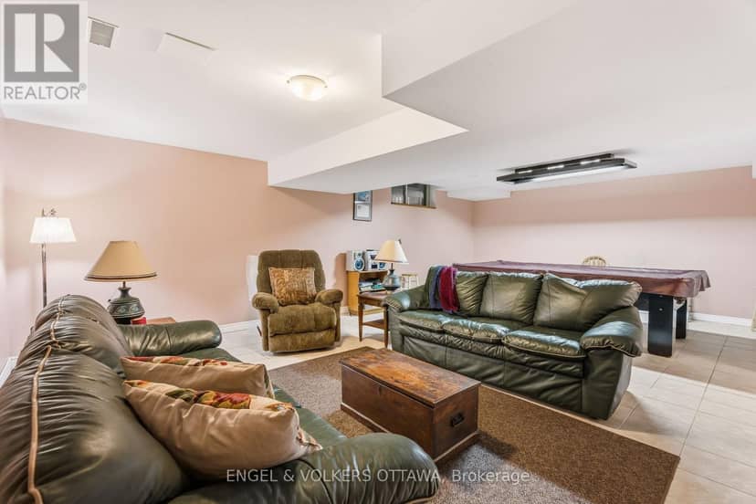 518 Stonechurch Way — photo 28 of 40