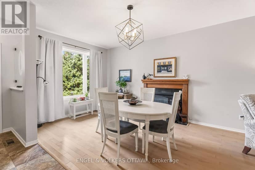 518 Stonechurch Way, Ottawa, photo 4