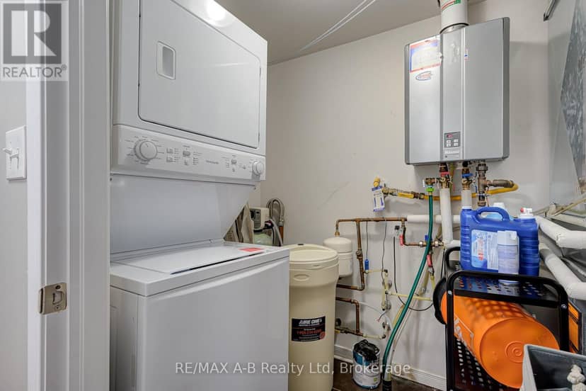 H - 242 Rachel Crescent — photo 23 of 32