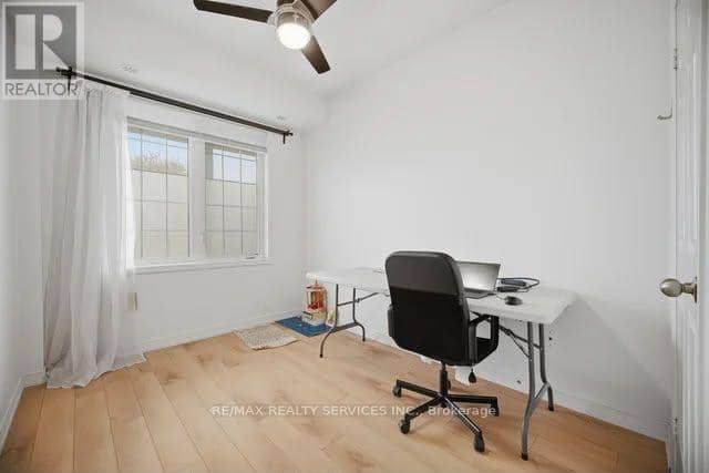 20 - 180 Howden Boulevard — photo 11 of 14