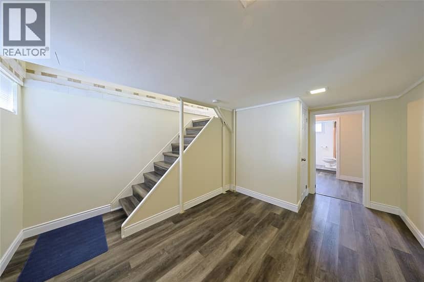 755 Talfourd STREET — photo 19 of 30