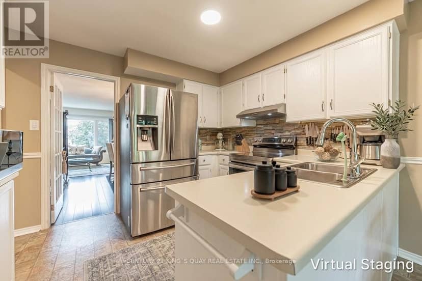 40 Stonehill Boulevard — photo 14 of 40