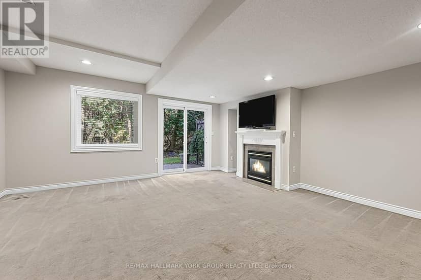 923 Creekfront Way — photo 14 of 17