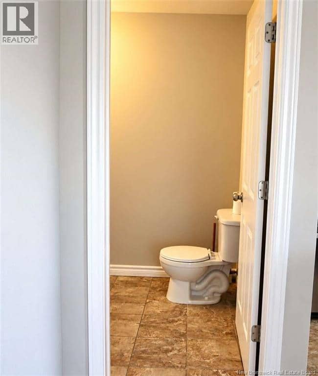 34 Tanya Crescent — photo 11 of 32