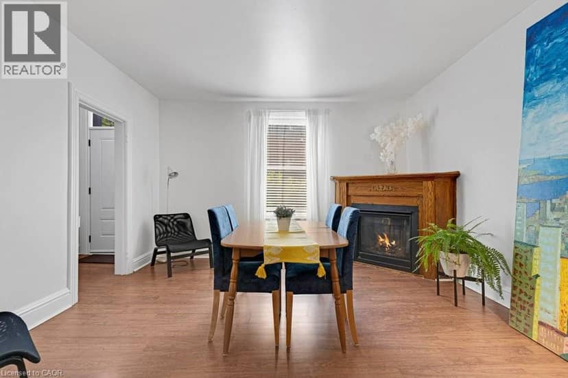156 ST ANDREWS Street — photo 7 of 31