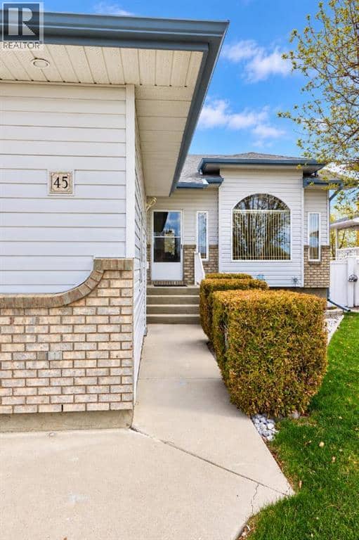 45 Scott Green SE, Medicine Hat, photo 3