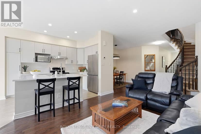 427 Sultan Street — photo 12 of 40