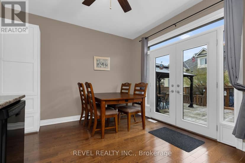 42 Sandy Coast Crescent — photo 11 of 40