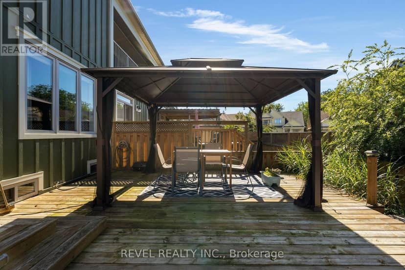 42 Sandy Coast Crescent — photo 22 of 40