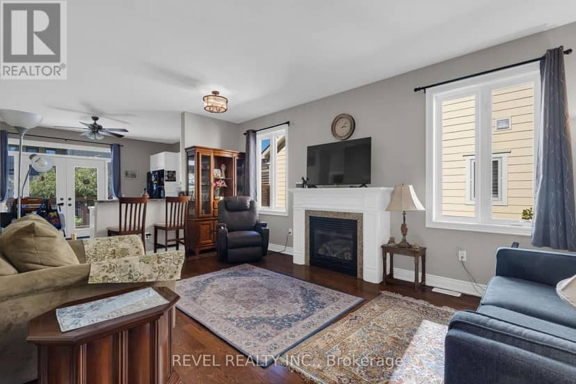 42 Sandy Coast Crescent — photo 6 of 40