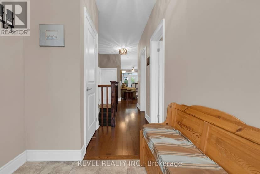 42 Sandy Coast Crescent — photo 4 of 40