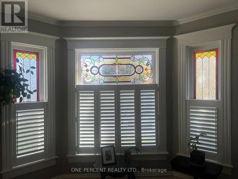150 King Street — photo 10 of 40