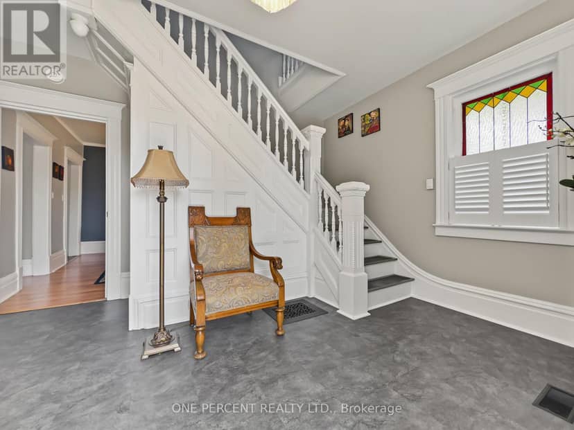 150 King Street — photo 22 of 40