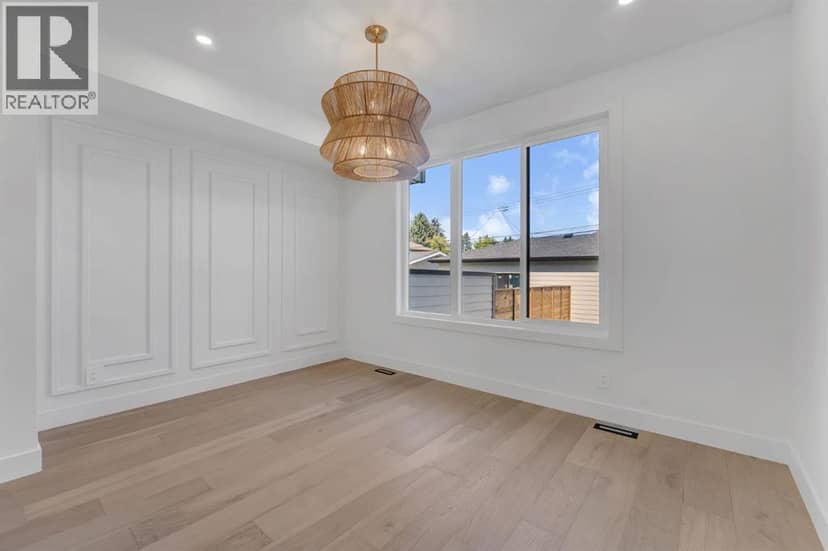 518 22 Avenue NW — photo 14 of 40