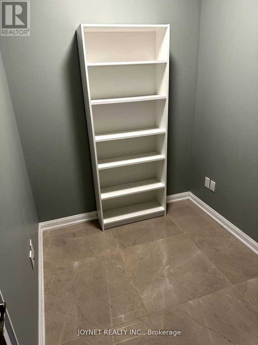 2807 - 9 Bogert Avenue — photo 14 of 16