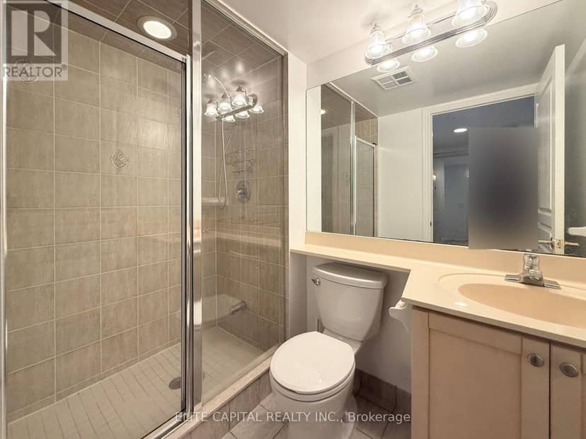 2018 - 15 Northtown Way, Toronto, photo 8