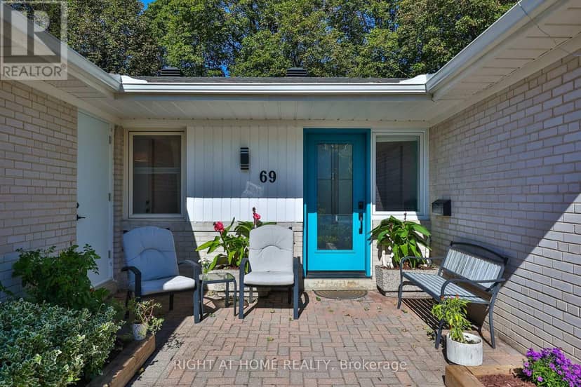 69 Montressor Drive, Toronto, photo 2