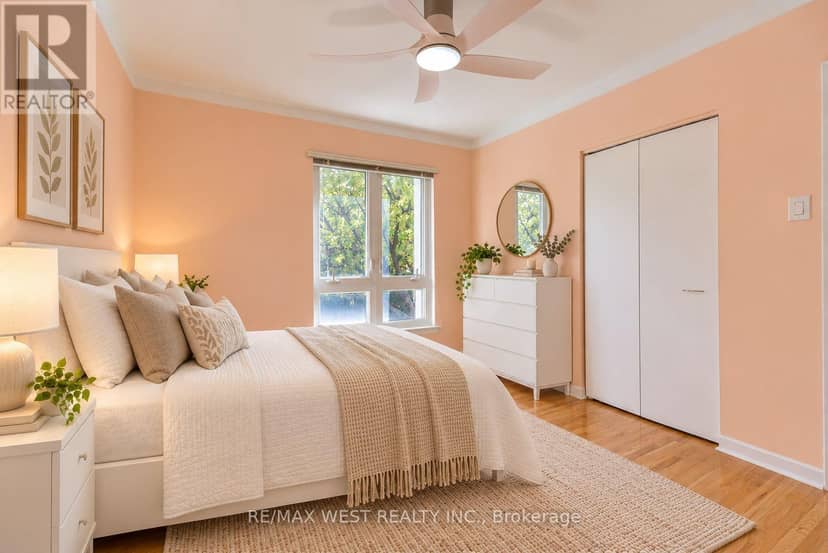 42 Masseygrove Crescent — photo 11 of 19