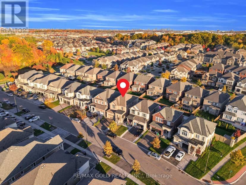 7 Vetch Street, Brampton, photo 3