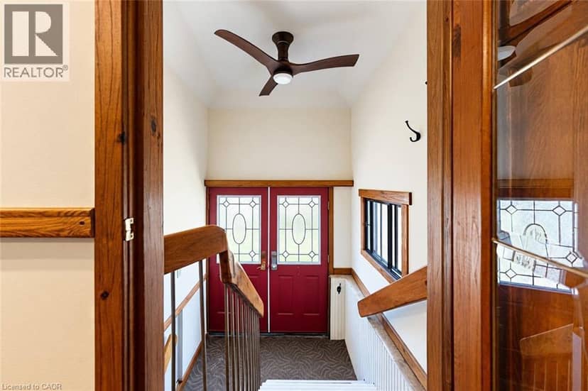 28 SHADYSIDE Avenue — photo 24 of 40