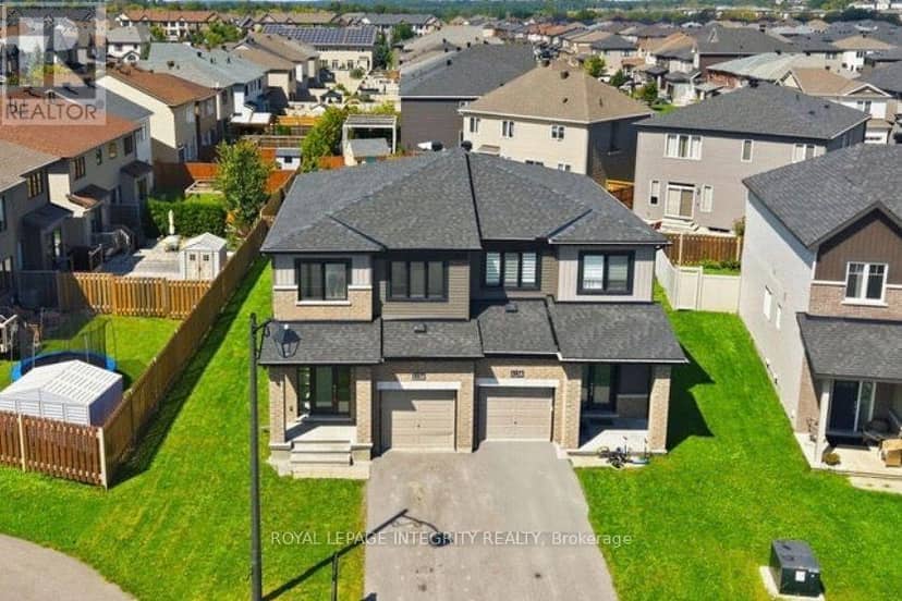 1136 Speedvale Court, Ottawa