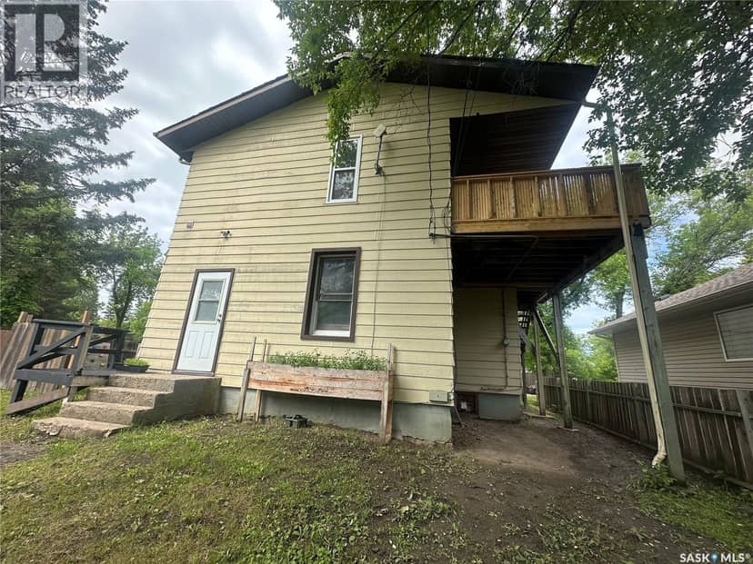 79 Agricultural AVENUE — photo 3 of 22