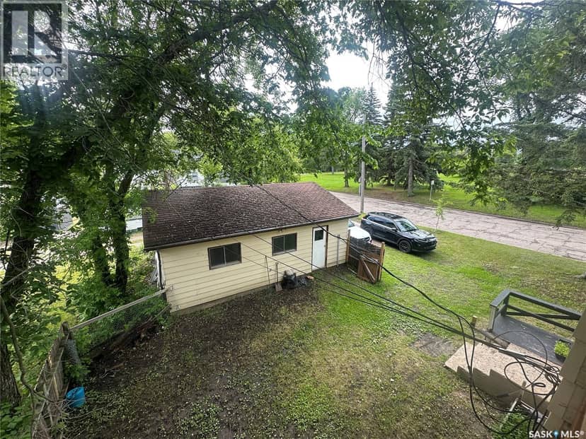 79 Agricultural AVENUE — photo 4 of 22