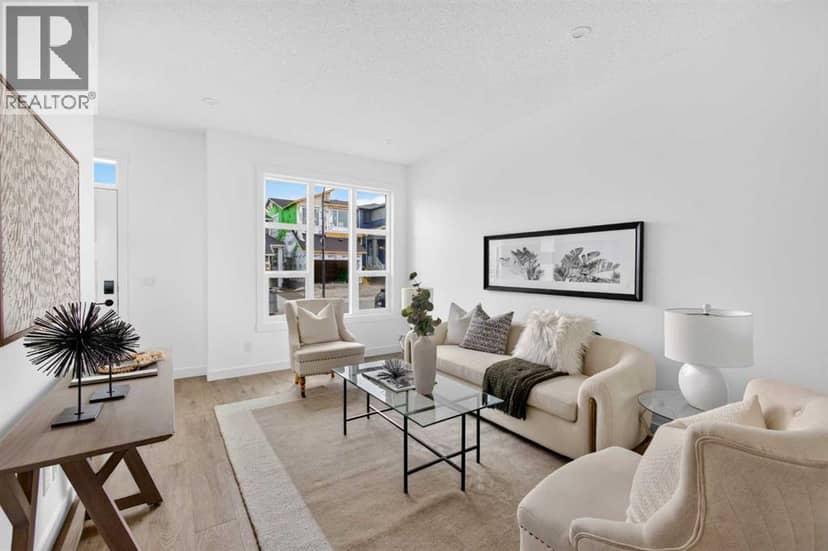 157 Silver Spruce Road SW, Calgary, photo 3