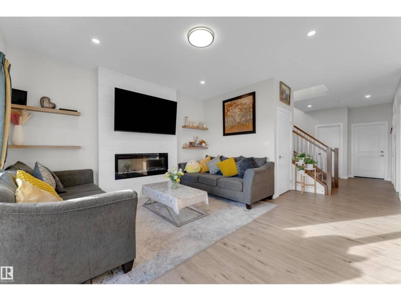 815 Morris Av — photo 10 of 36