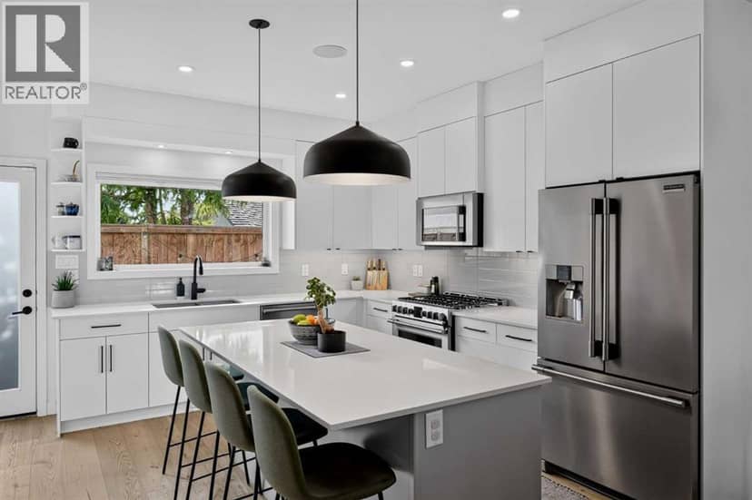 1950 12 Street NW — photo 9 of 34