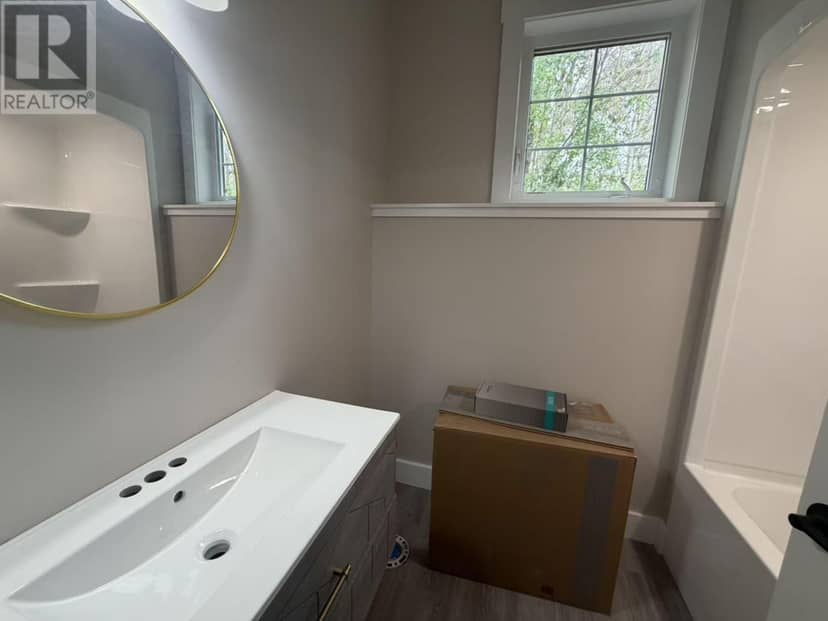 25A Riverside Drive — photo 14 of 21