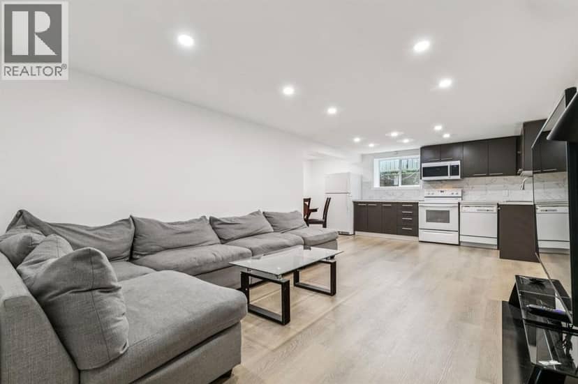 3812 3 Avenue SW — photo 32 of 40