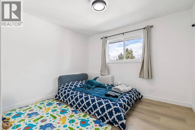 3812 3 Avenue SW — photo 23 of 40
