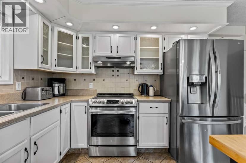 509 Hawkhill Place NW — photo 13 of 40