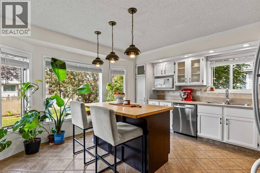 509 Hawkhill Place NW — photo 9 of 40