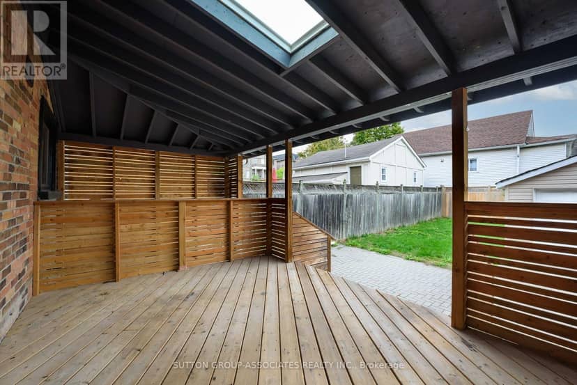 71 Kersdale Avenue — photo 39 of 40