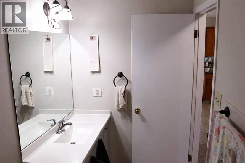 48 Jerry Potts Boulevard W, Lethbridge, photo 5