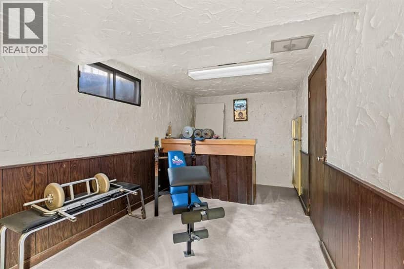 41 Haddock Road SW — photo 23 of 38