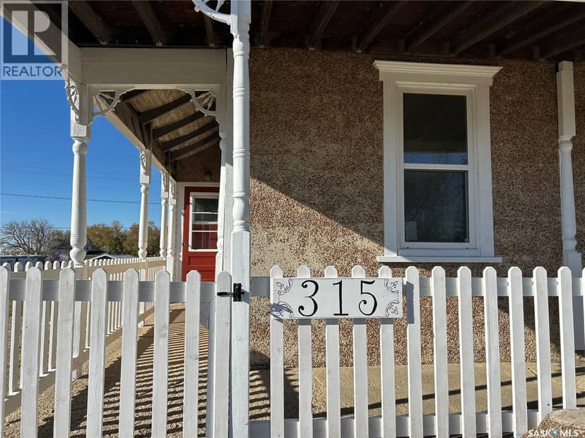 315 3rd STREET — photo 3 of 40