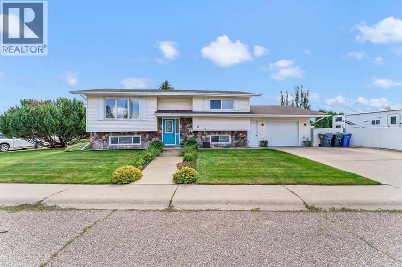 3 Ross Heights Place SE, Medicine Hat, photo 2