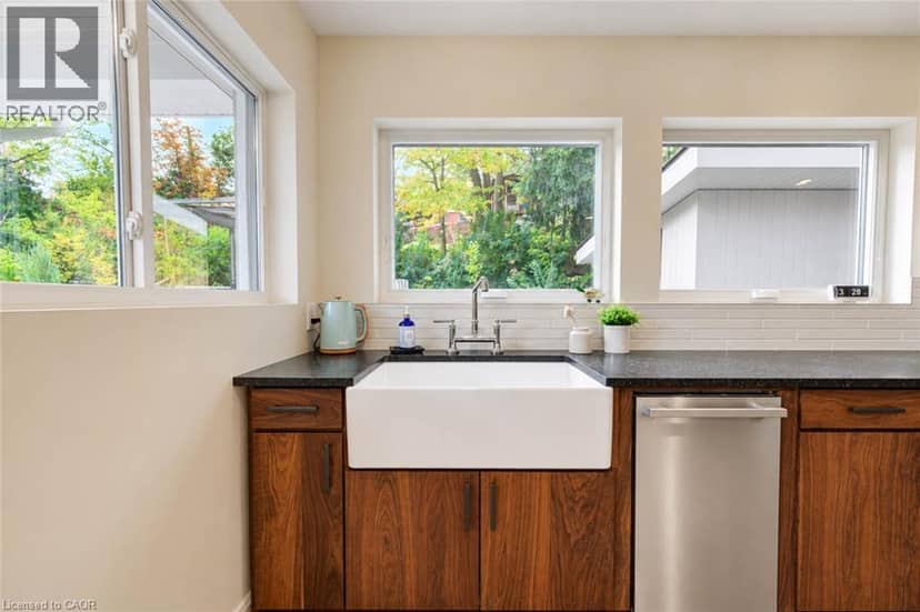 40 FOREST Road — photo 10 of 40