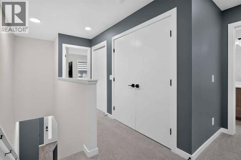 743 Wolf Willow Boulevard SE — photo 19 of 40