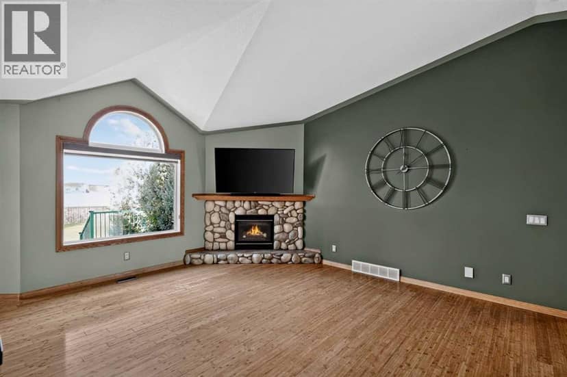 50 4 Street, Langdon, photo 8
