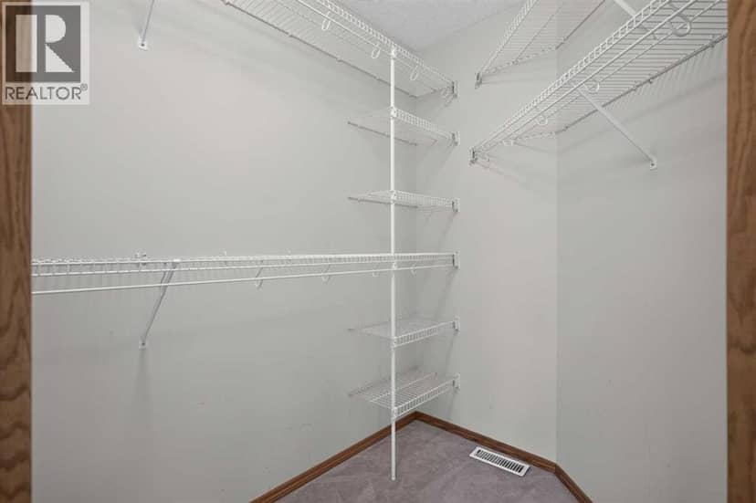 50 4 Street — photo 21 of 40