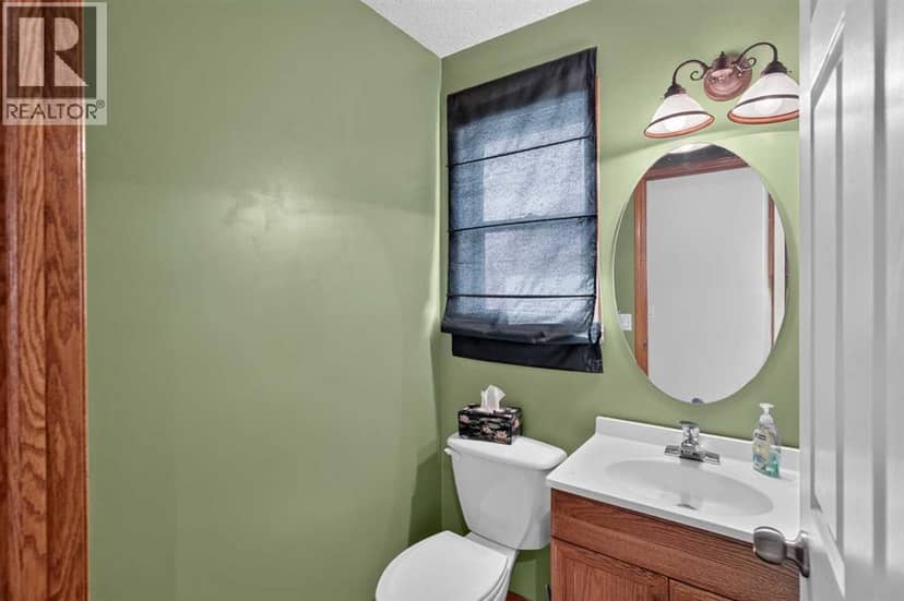 50 4 Street — photo 16 of 40