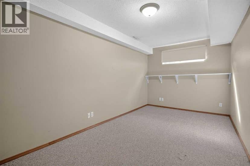 50 4 Street — photo 34 of 40