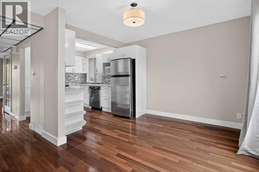 226 11 Avenue NE — photo 23 of 40