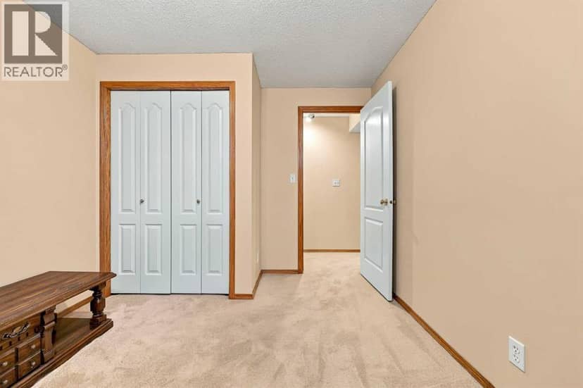 31 Hampstead Close NW — photo 38 of 40