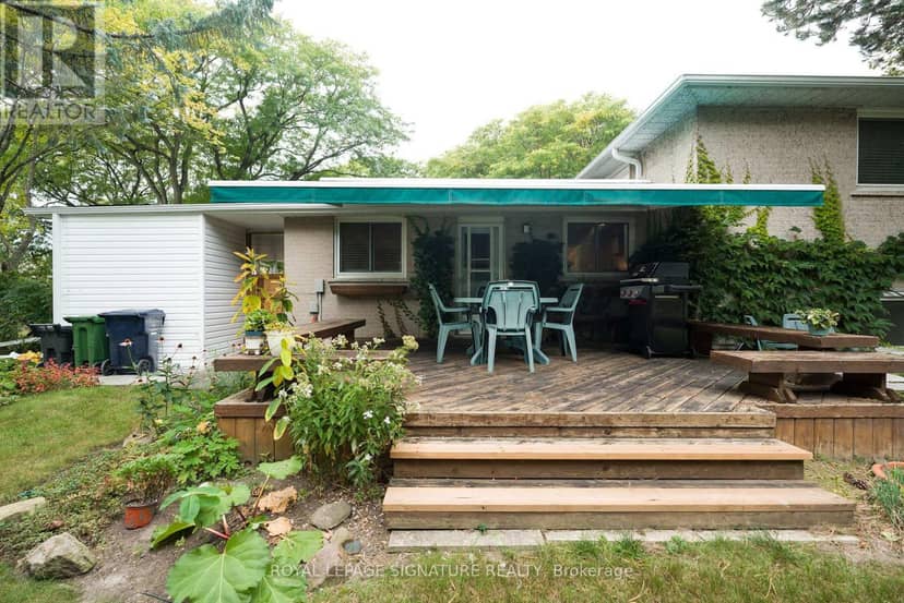 11 Bellbury Crescent — photo 29 of 35